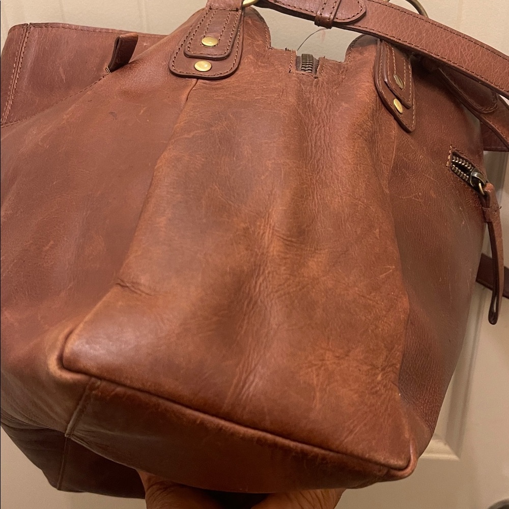 Born please check all picture of condition - Picture 7 of 17